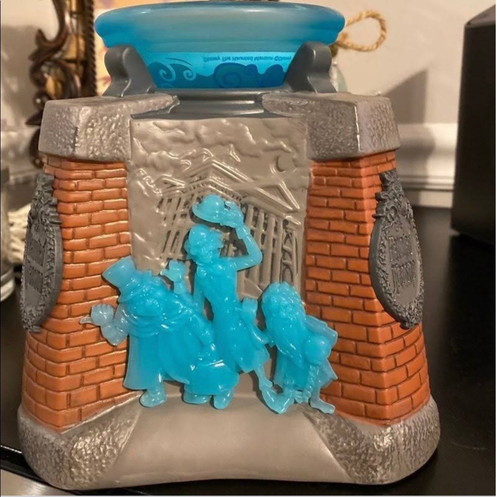 Disney - The Haunted Mansion Scentsy Warmer